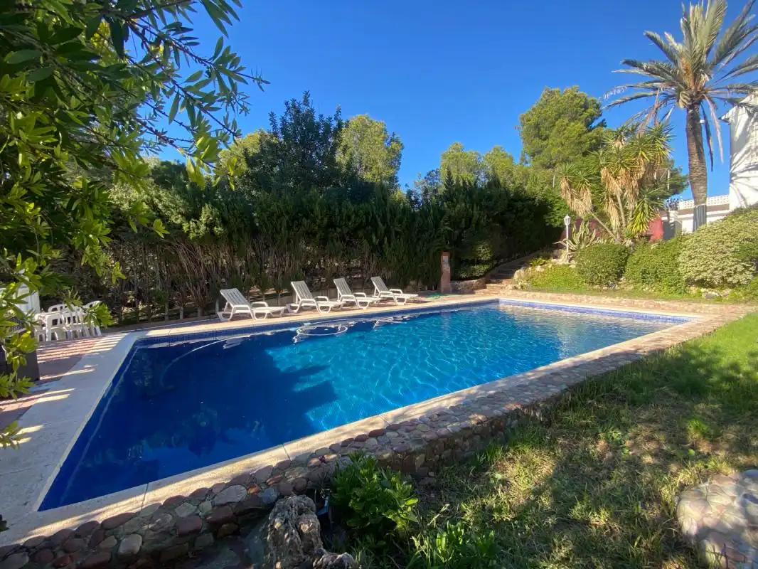 Piscina de Casa o xalet en venda en Bétera amb Aire condicionat, Calefacció i Jardí privat