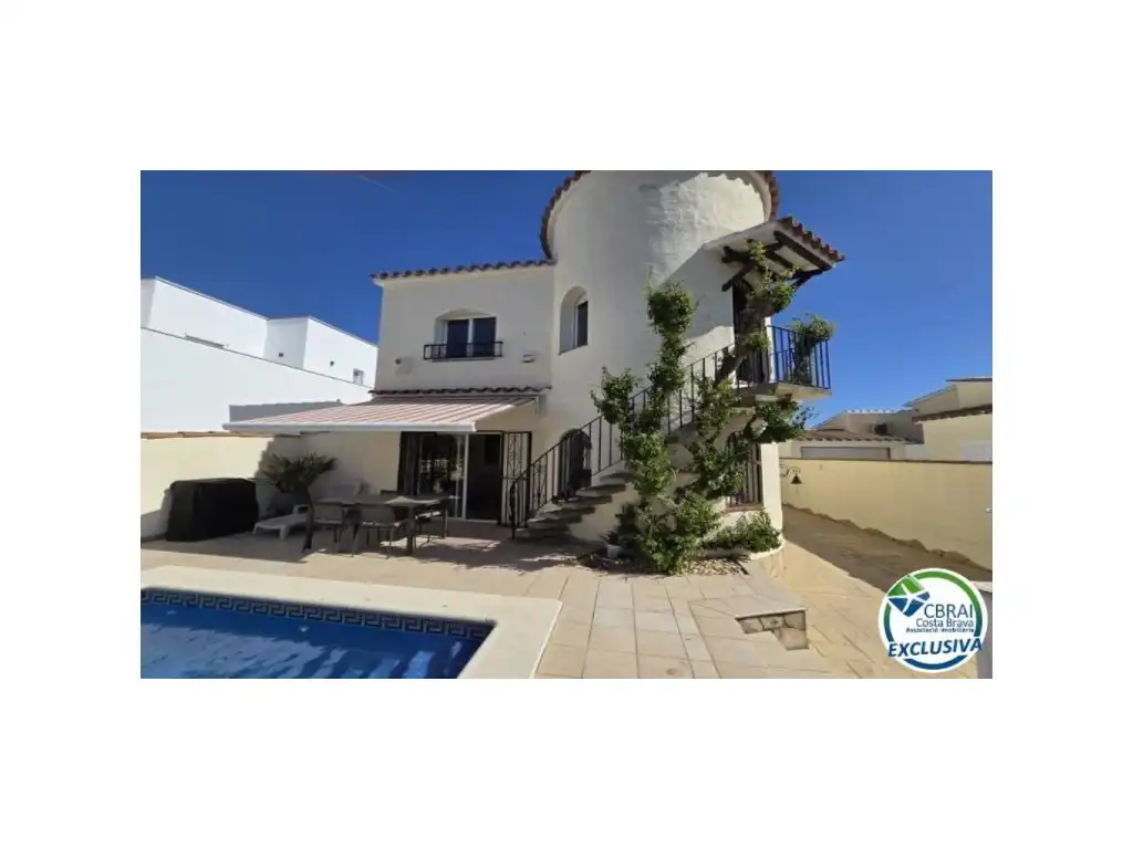 Casa con piscina y licencia turística, imatge 3
