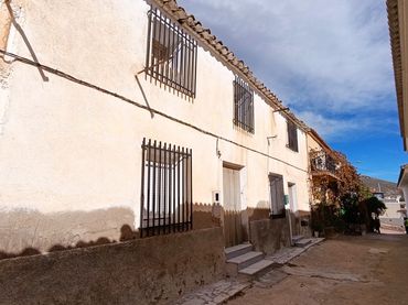 Maison mitoyenne à vendre à Oria