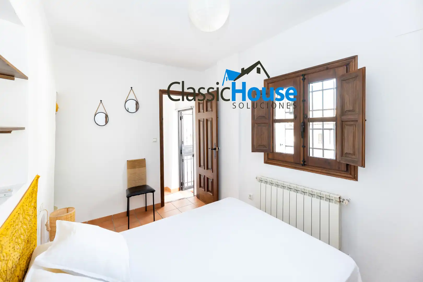 Habitación de Casa adosada en venta en Granada con Terraza, Amueblado y Horno