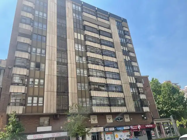 Vista exterior de Oficina de alquiler en Valladolid