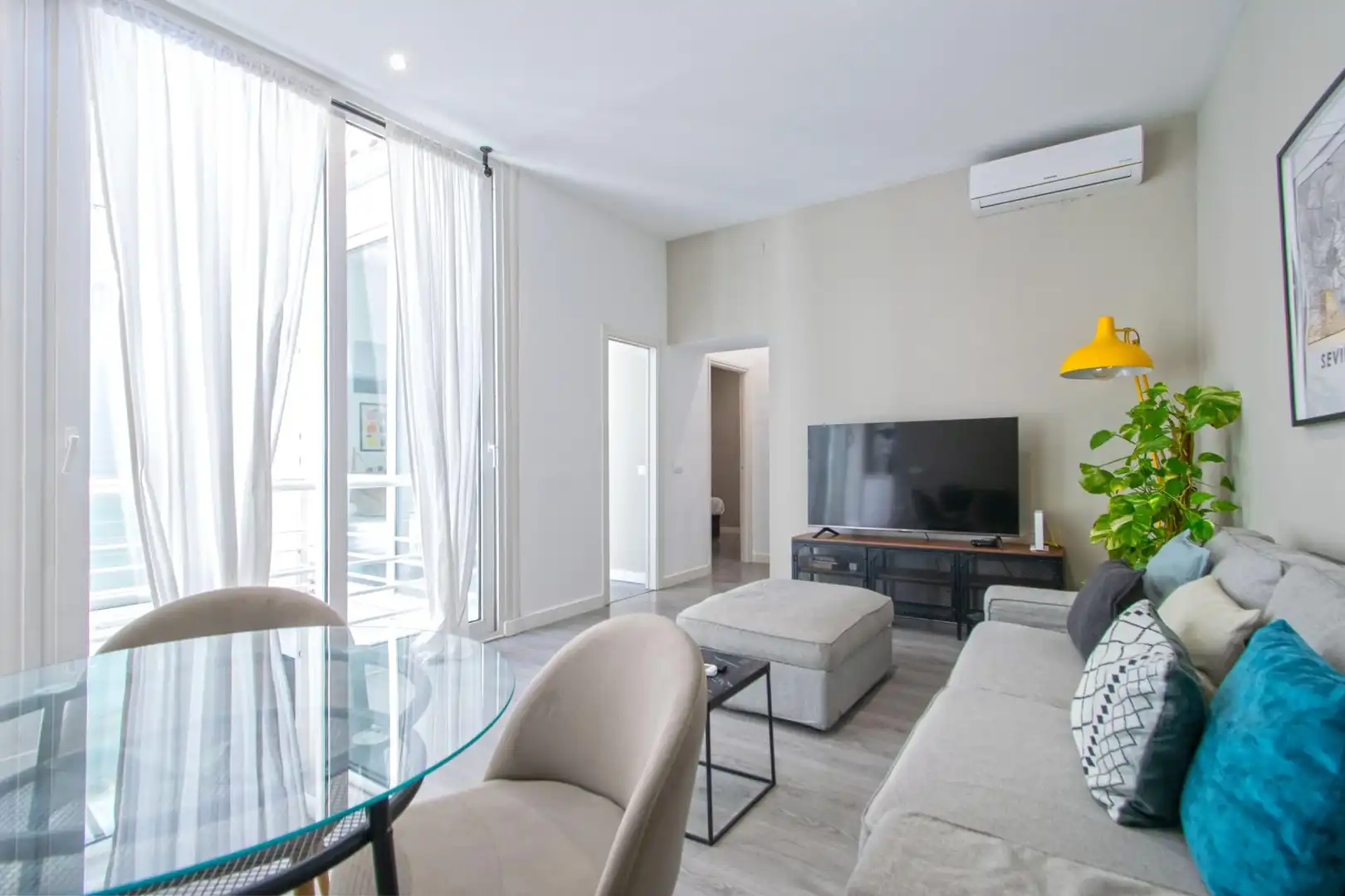 Flat for sale in Sevilla, Sevilla