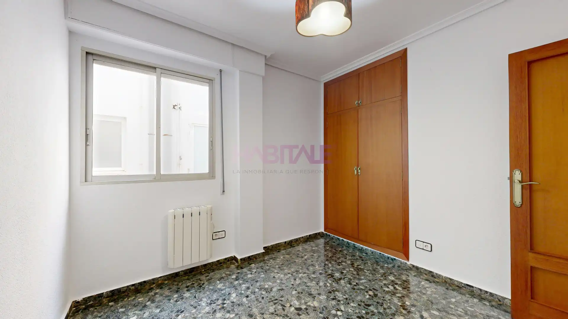 Bedroom of Flat for rent in Torrent