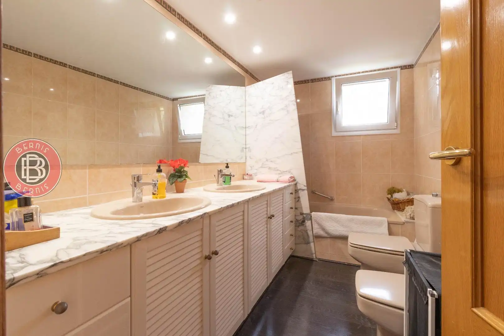 Baño de Casa o chalet en venta en Begues con Aire acondicionado, Calefacción y Jardín privado