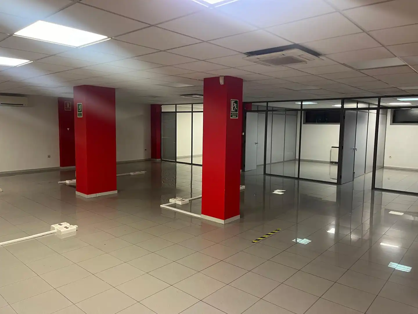 Büro zum Verkauf in Rúa do Conde de Torrecedeira, imagen 3