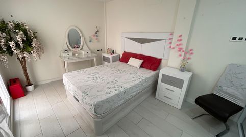 Foto 2 de Apartamento en venta en Calle Cataluña, 44, Los Castillejos - La Trinidad, Málaga Capital