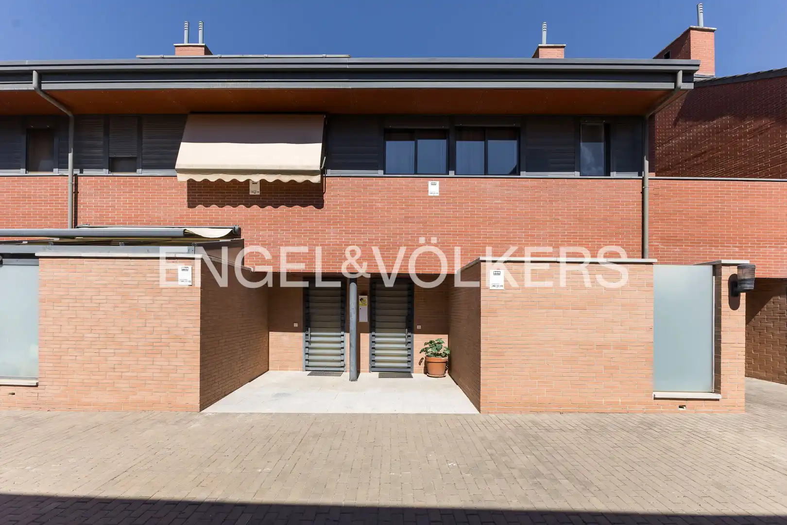 Vista exterior de Casa o chalet en venta en Getafe con Aire acondicionado, Calefacción y Jardín privado