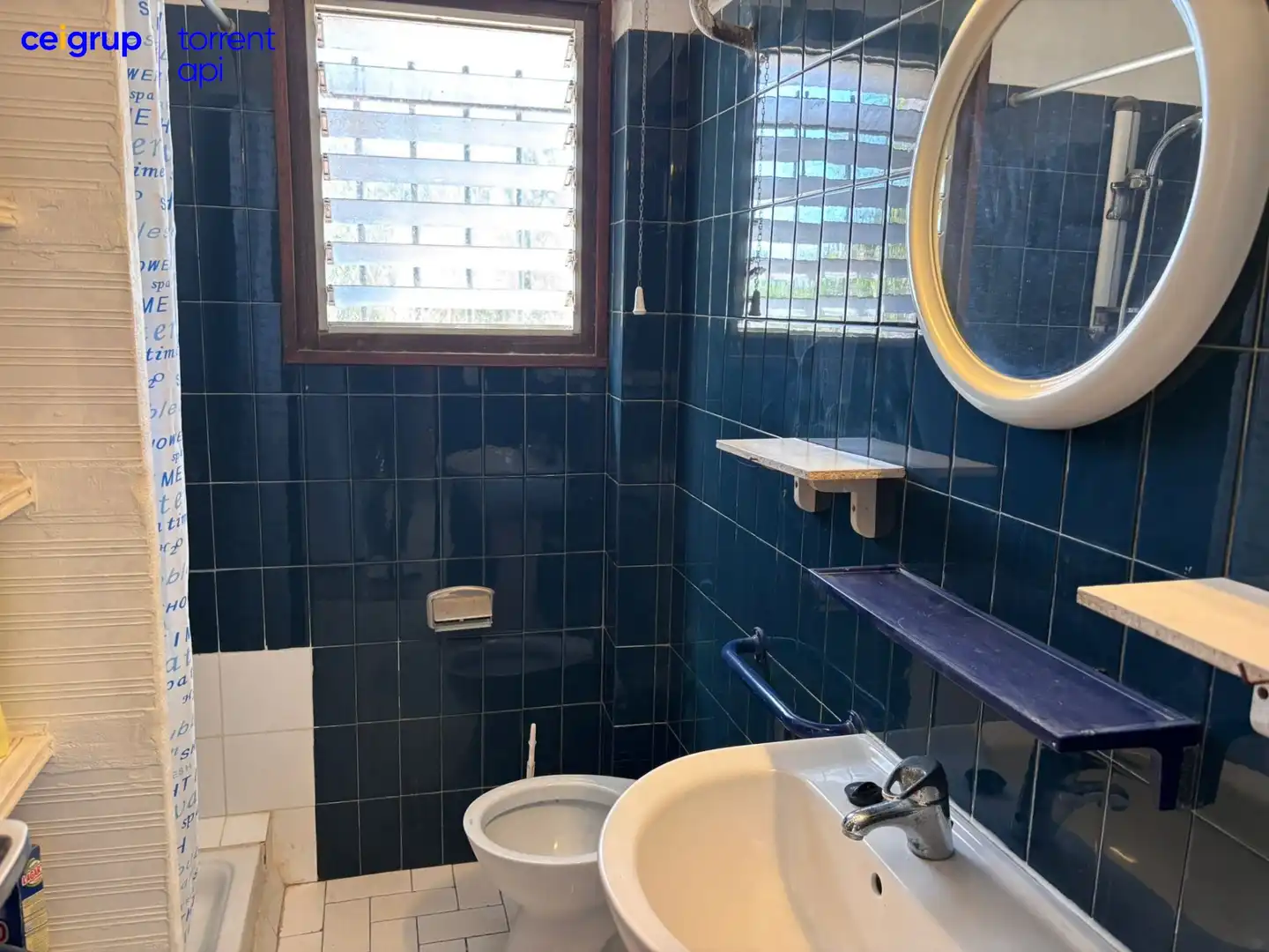 Baño de Piso en venta en L'Estartit con Piscina, Amueblado y Balcón