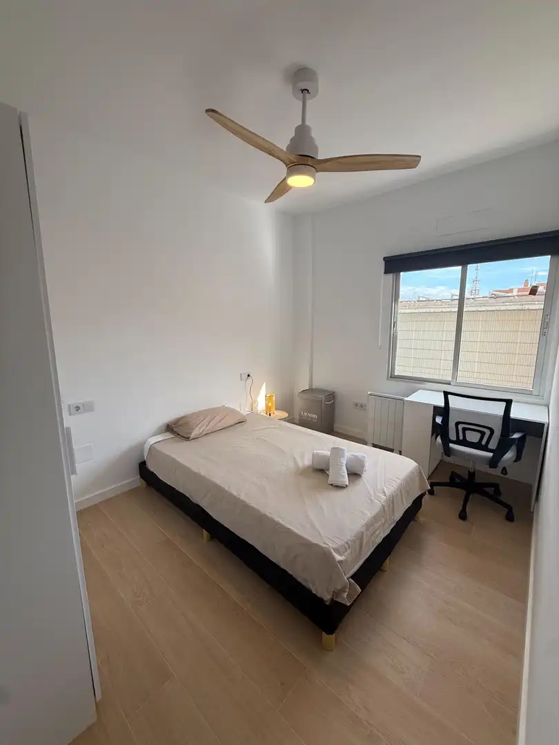 Room in Calle JUAN FERNANDEZ SURIA, 1, Los Castillejos - La Trinidad