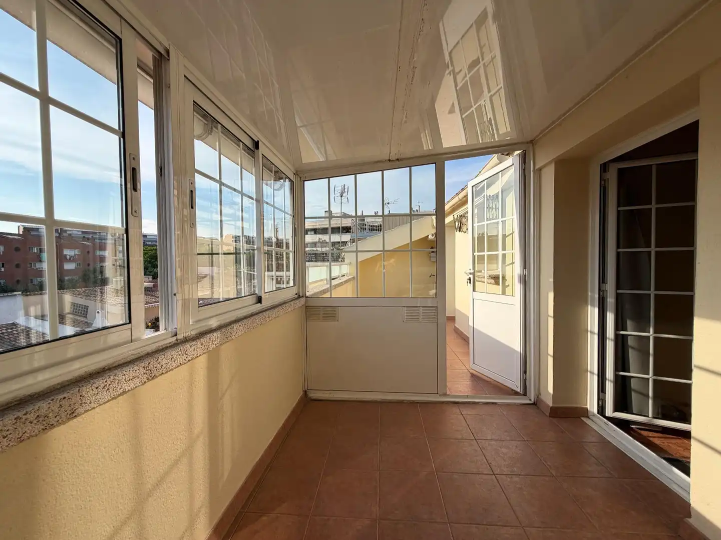 Balcony of Houses for sale in Rubí  with Air Conditioner, Heating and Private garden