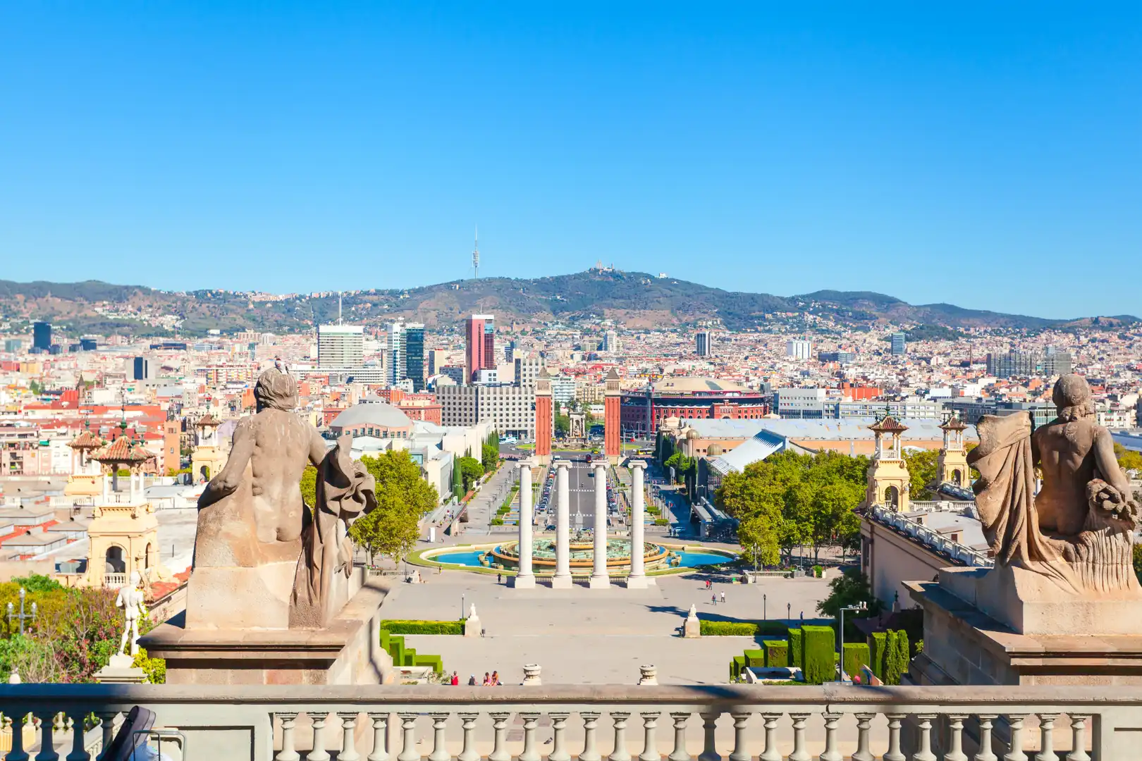 Außenansicht von Wohnung zum Verkauf in Barcelona mit Klimaanlage und Heizung