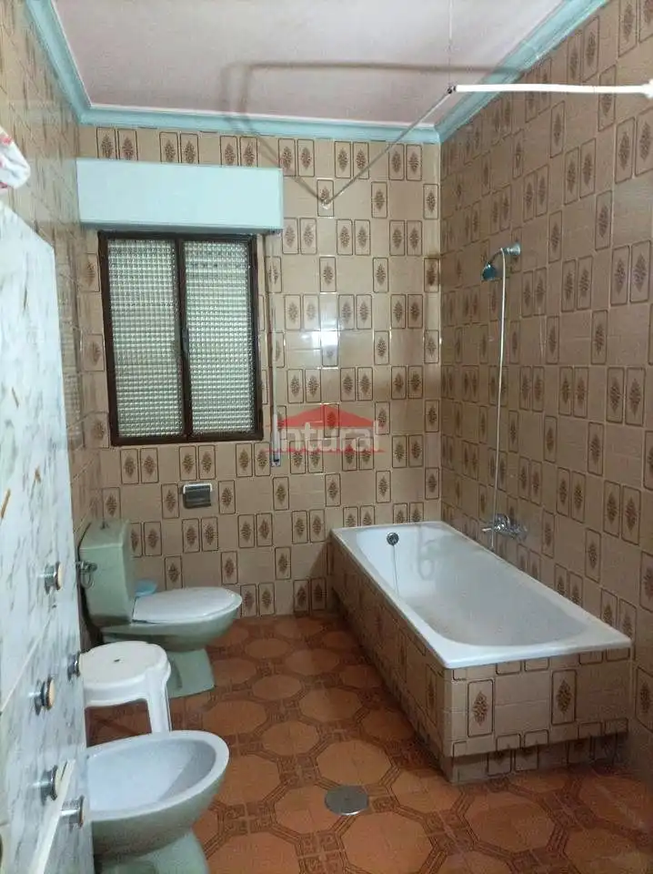 Badezimmer von Gebäude zum Verkauf in Hellín