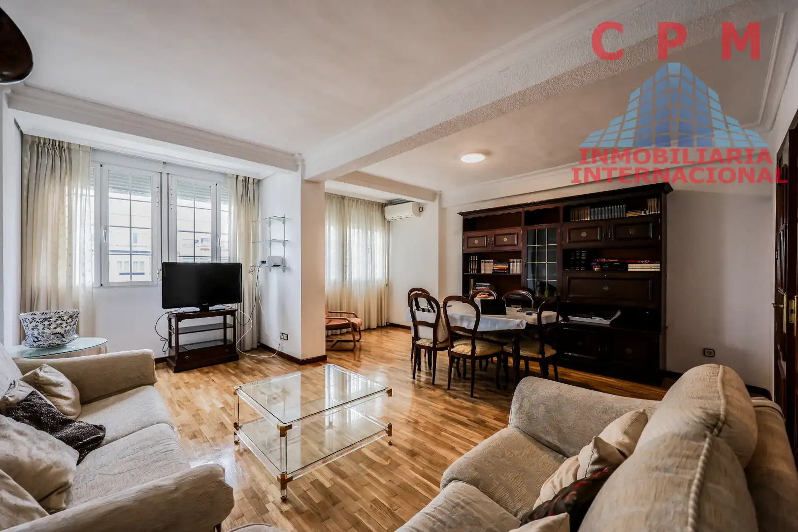 Sala d'estar de Pis de lloguer en  Madrid Capital amb Aire condicionat, Calefacció i Parquet