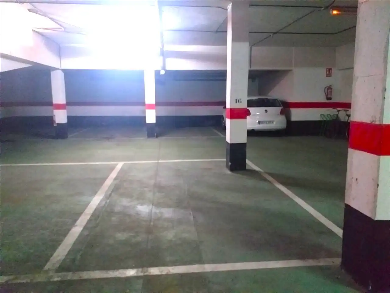 Garaje en venta en DE PALENCIA, Universidad - Las Huelgas