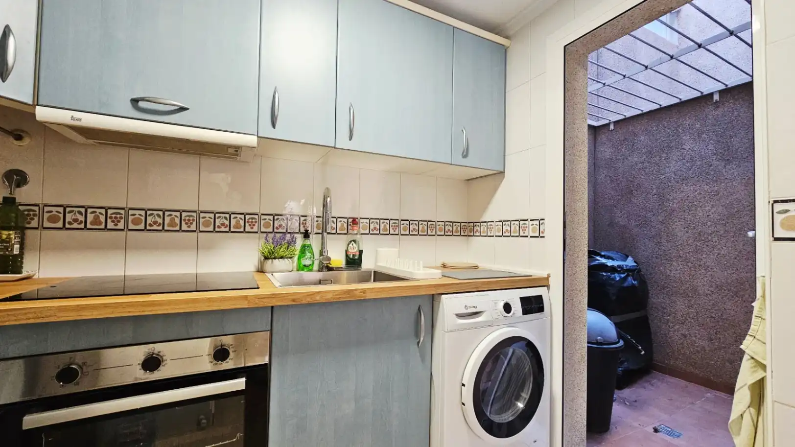 Cocina de Dúplex de alquiler en Santa Pola con Aire acondicionado, Calefacción y Terraza