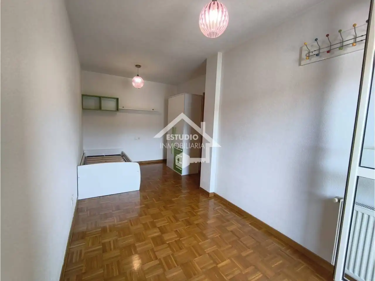 Habitación de Piso en venta en Lodosa con Calefacción, Trastero y Balcón
