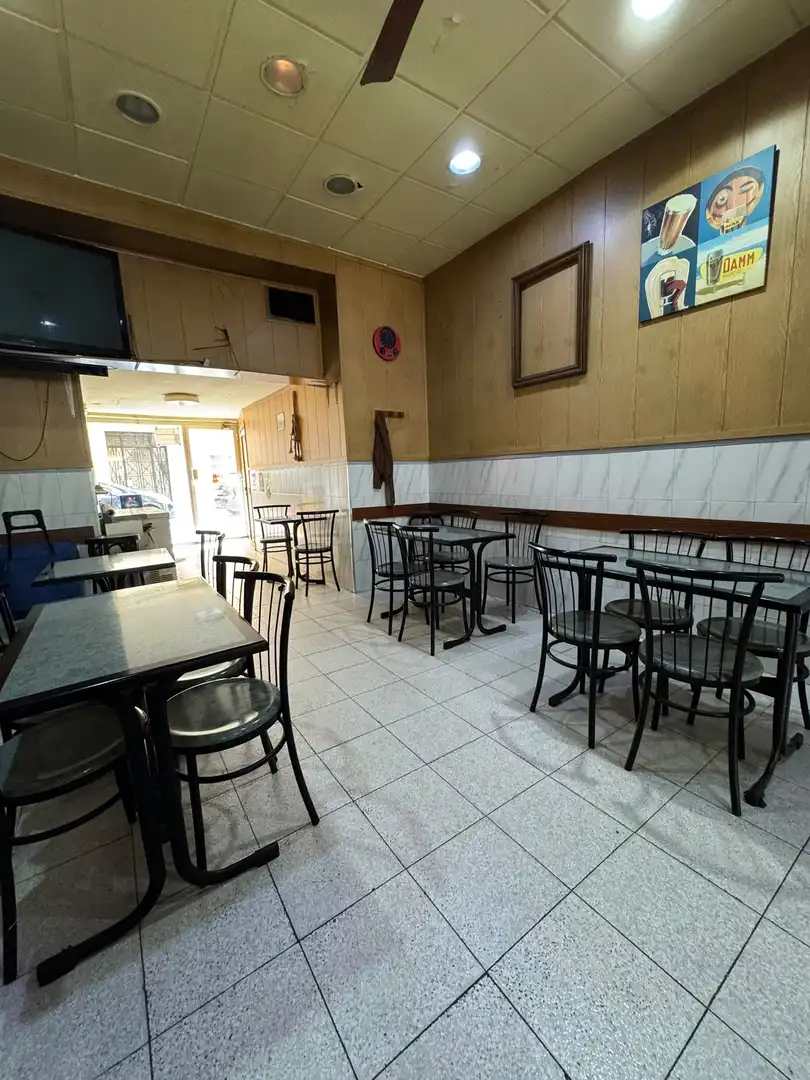 Business premises for transfer in Carrer del Roser