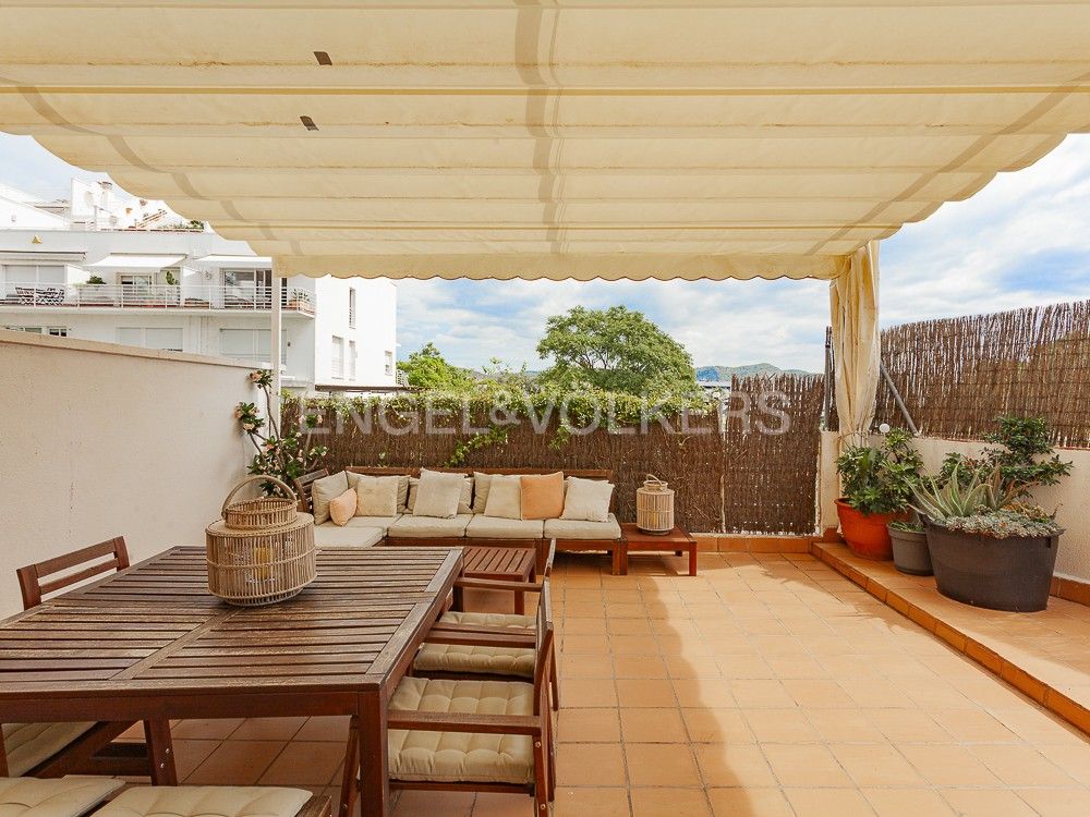 Terrace of House or chalet to rent in Sitges  with Air Conditioner, Heating and Private garden