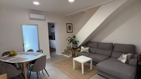 EN EXCLUSIVA  Gran casa con licencia turística, terrazas y vistas a la montañabr Te presentamos esta amplia vivienda con licencia