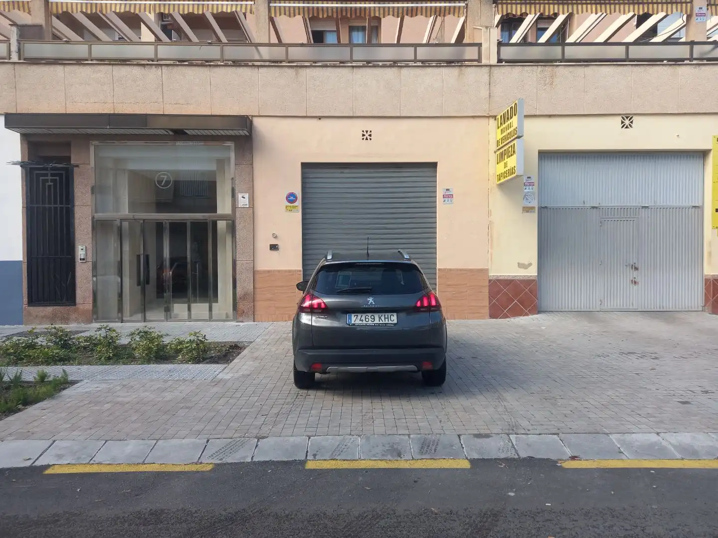Aparcament de Local de lloguer en Carretera de Cádiz