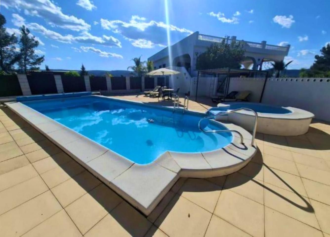 Piscina de Casa o xalet en venda en Guadassuar amb Aire condicionat, Calefacció i Jardí privat