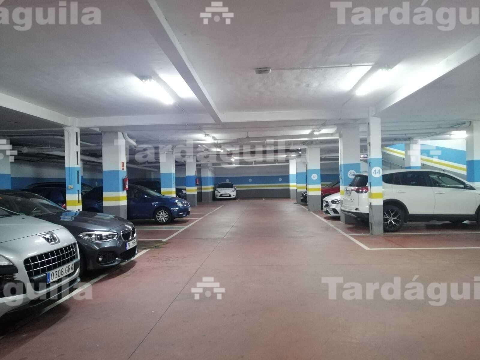 Garage to rent in Paseo DOCTOR TORRES VILLARROEL, Vidal