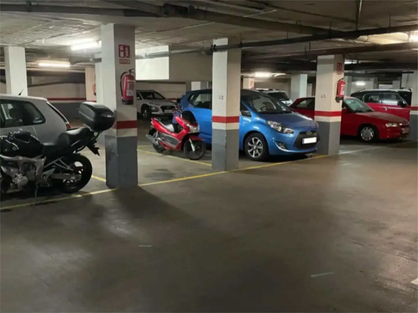 Parkplatz von Garage zur Miete in L'Hospitalet de Llobregat