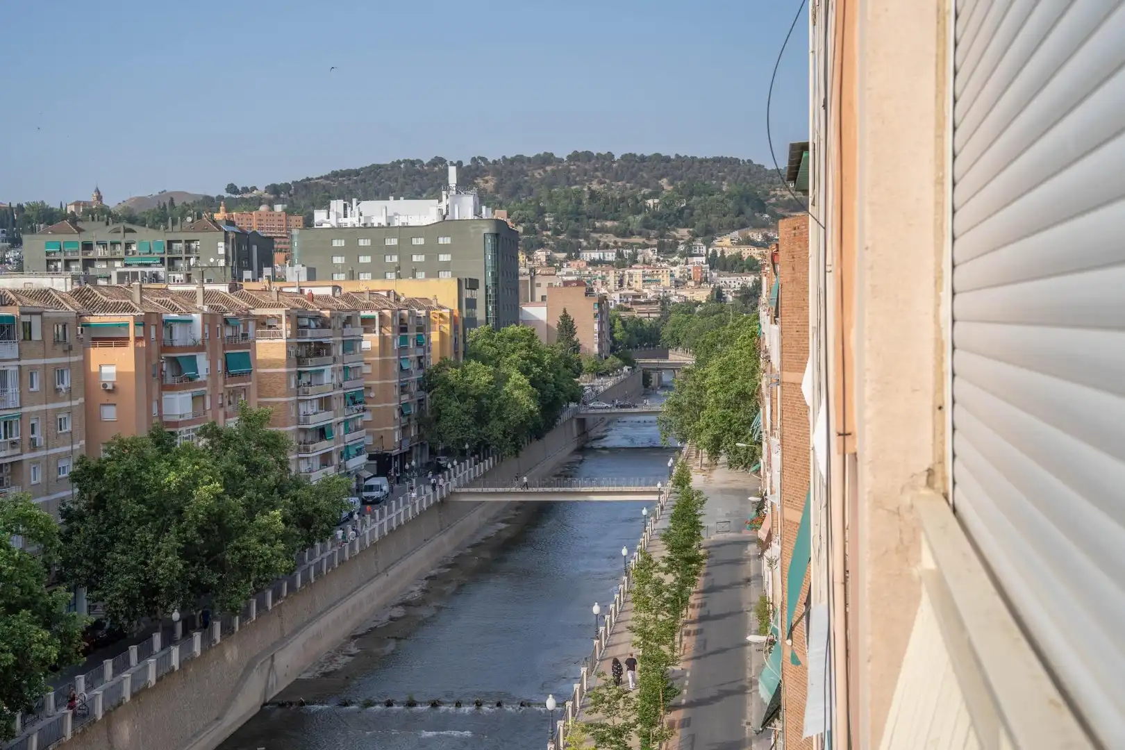 Außenansicht von Dachboden zum Verkauf in Granada mit Klimaanlage
