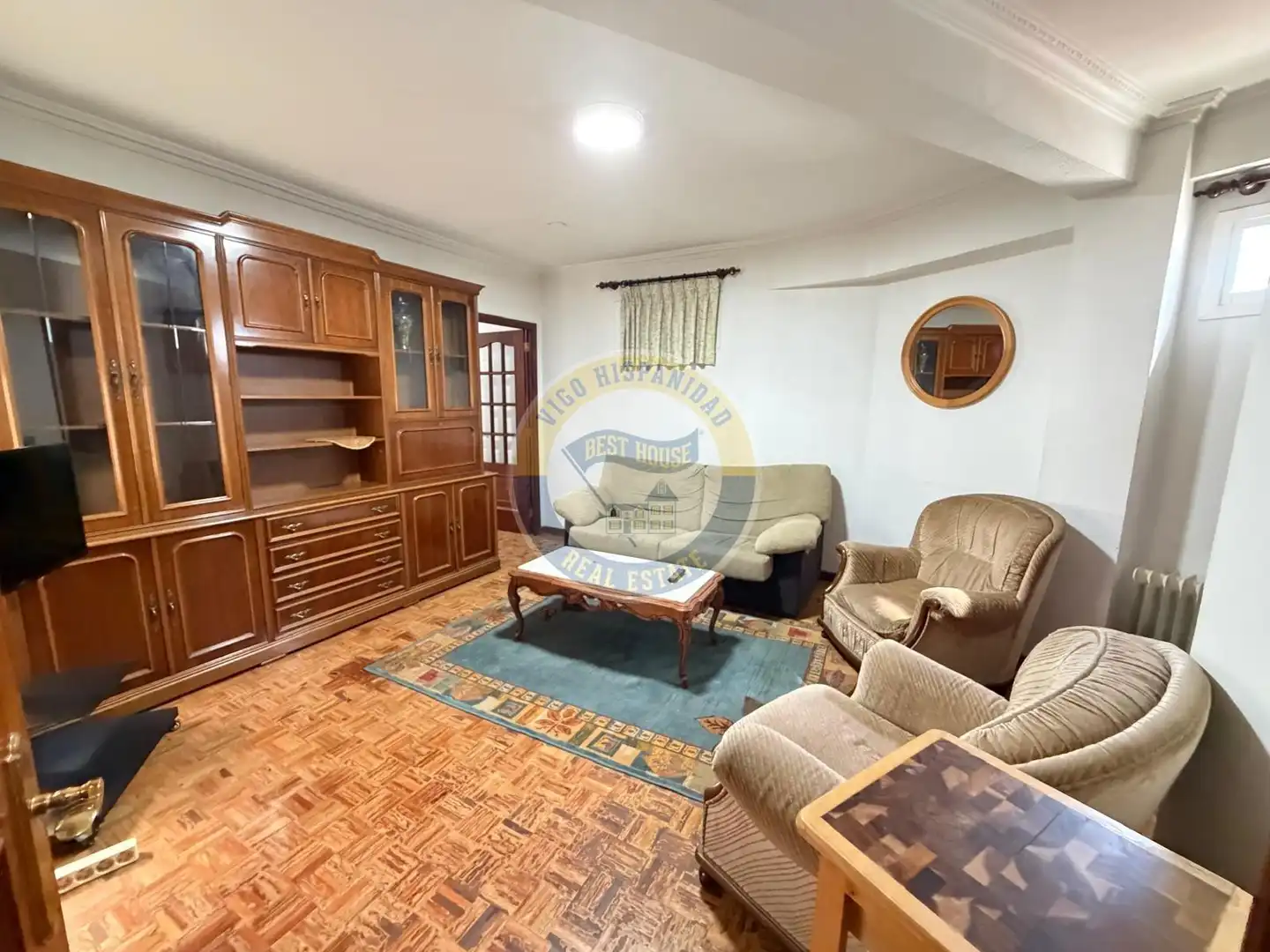 Piso de alquiler en Vigo  con Calefacción, Parquet y Amueblado