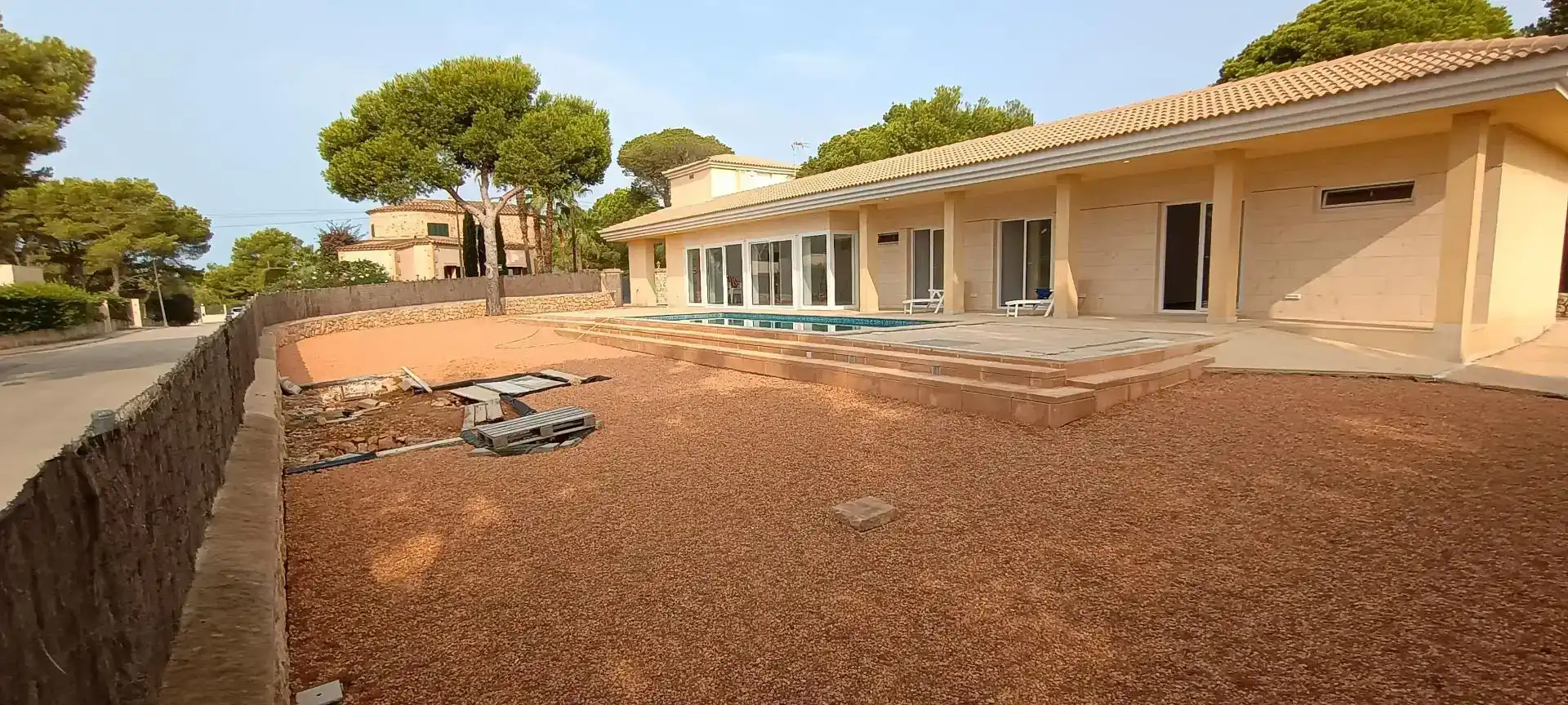 Terrace of Houses for sale in Llucmajor  with Air Conditioner and Swimming Pool