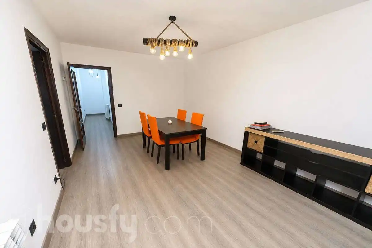Dining room of Flat for rent in Madrid  with Air Conditioner, Heating and Parquet flooring