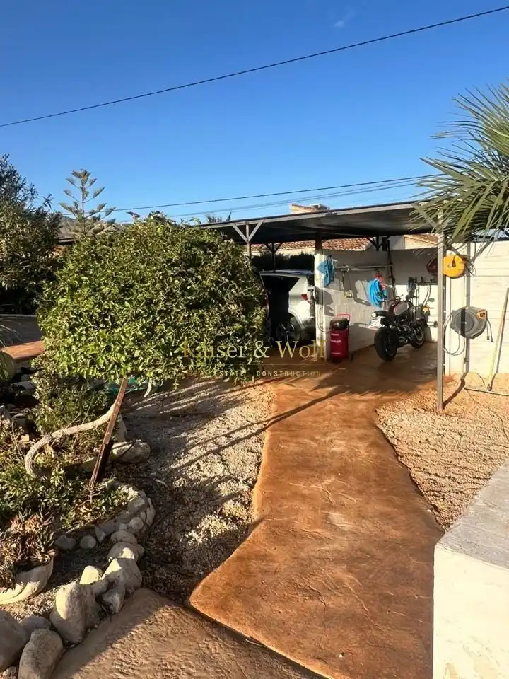 Vista exterior de Finca rústica en venda en Albatera amb Aire condicionat, Jardí privat i Piscina