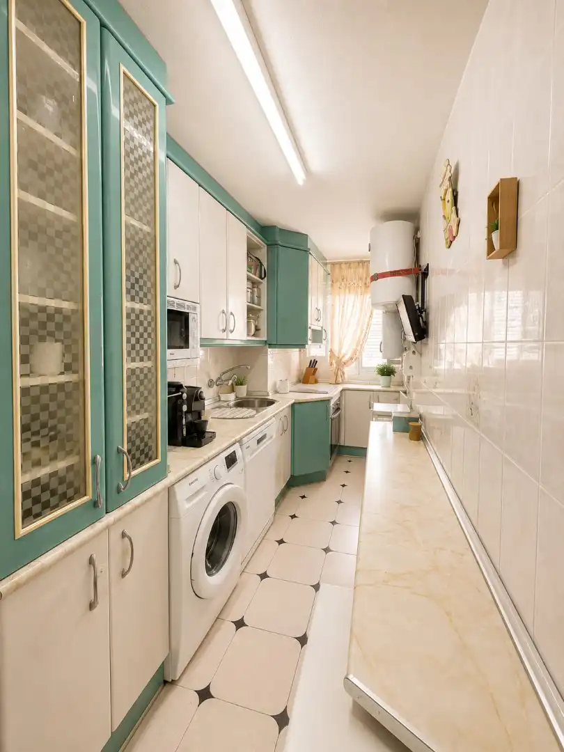 Kitchen of Flat for sale in Parla  with Air Conditioner, Heating and Terrace