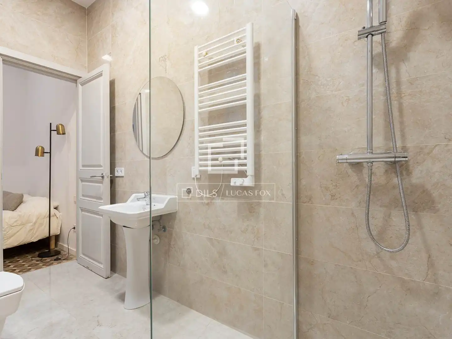 Baño de Piso en venta en Barcelona con Aire acondicionado, Calefacción y Amueblado