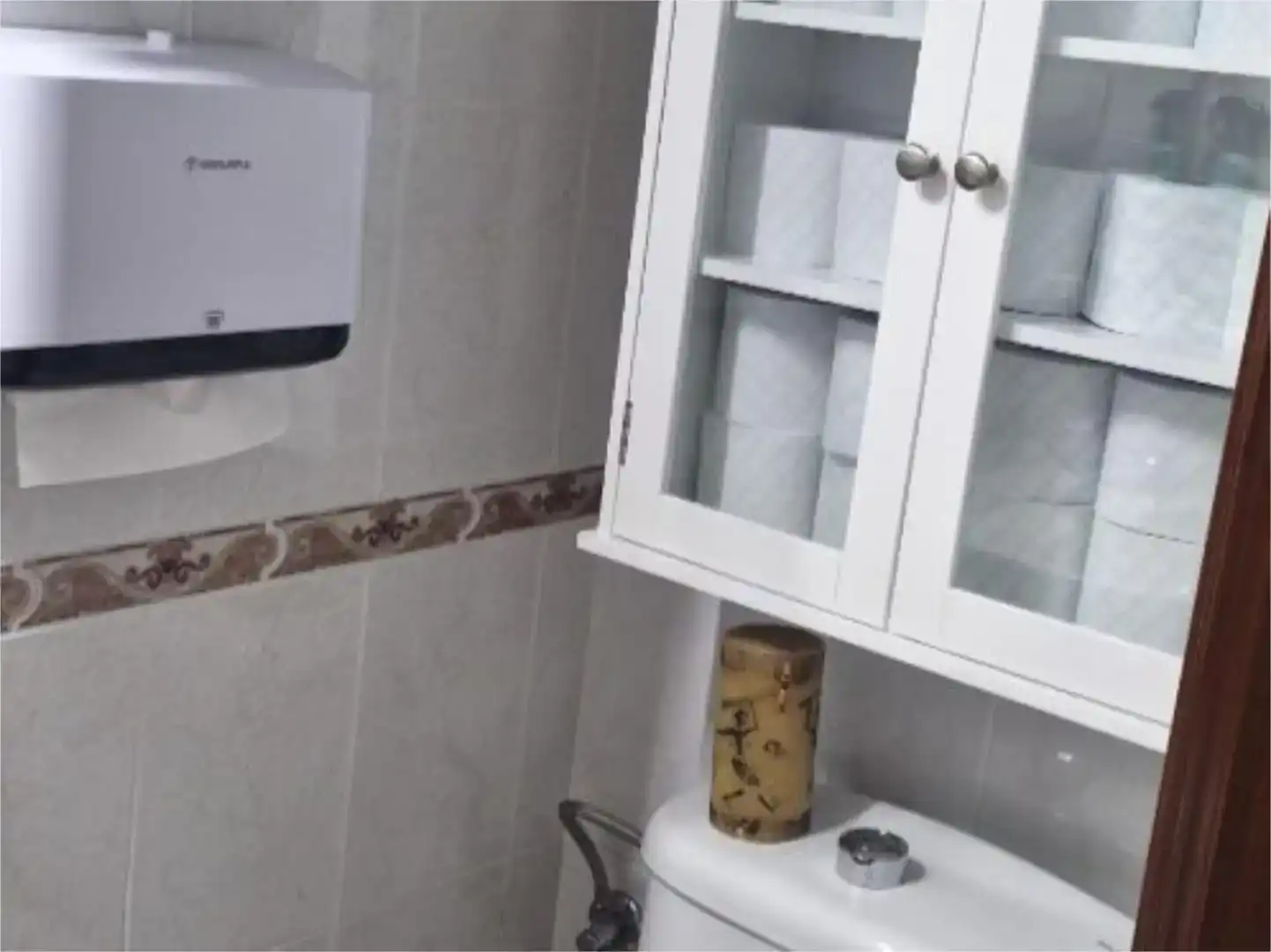 Bany de Pis en venda en La Guardia amb Aire condicionat