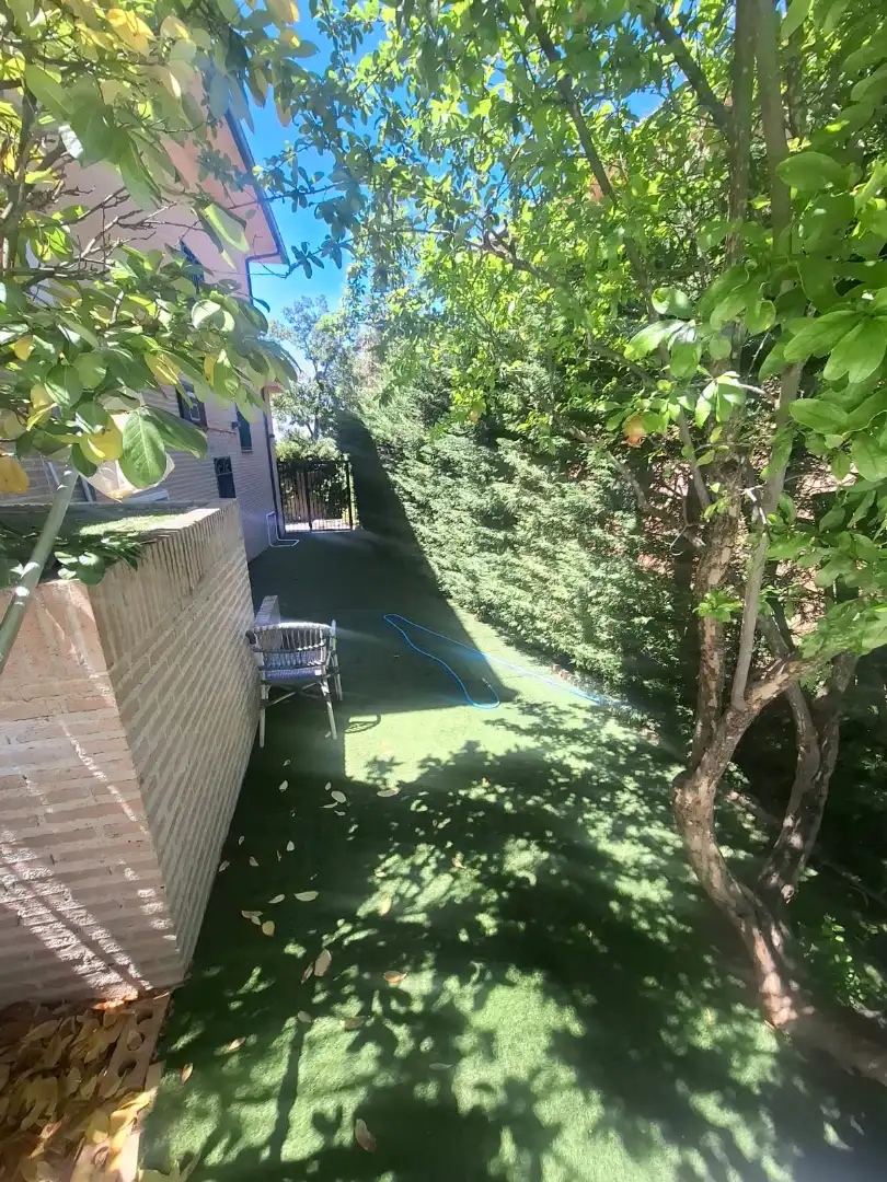 Doppelhaushälfte mit Pool zur Miete in Calle Torrelaguna, imagen 18