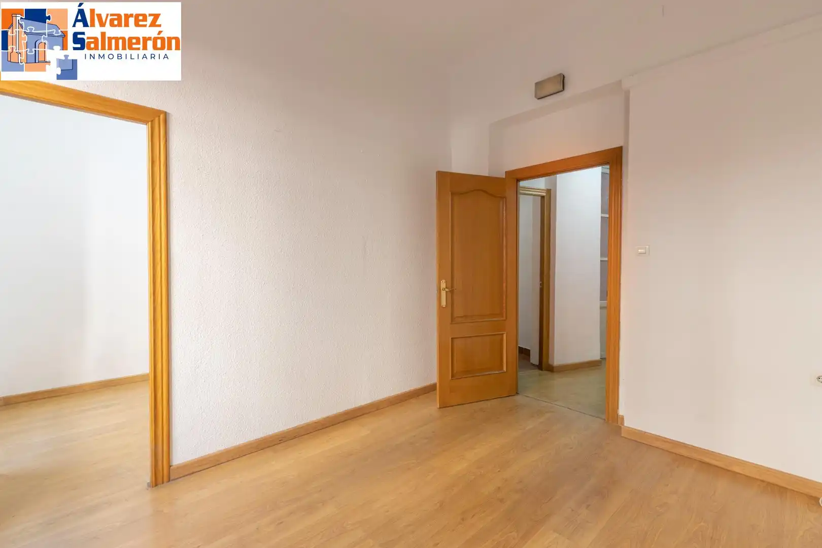 Habitación de Piso en venta en Granada