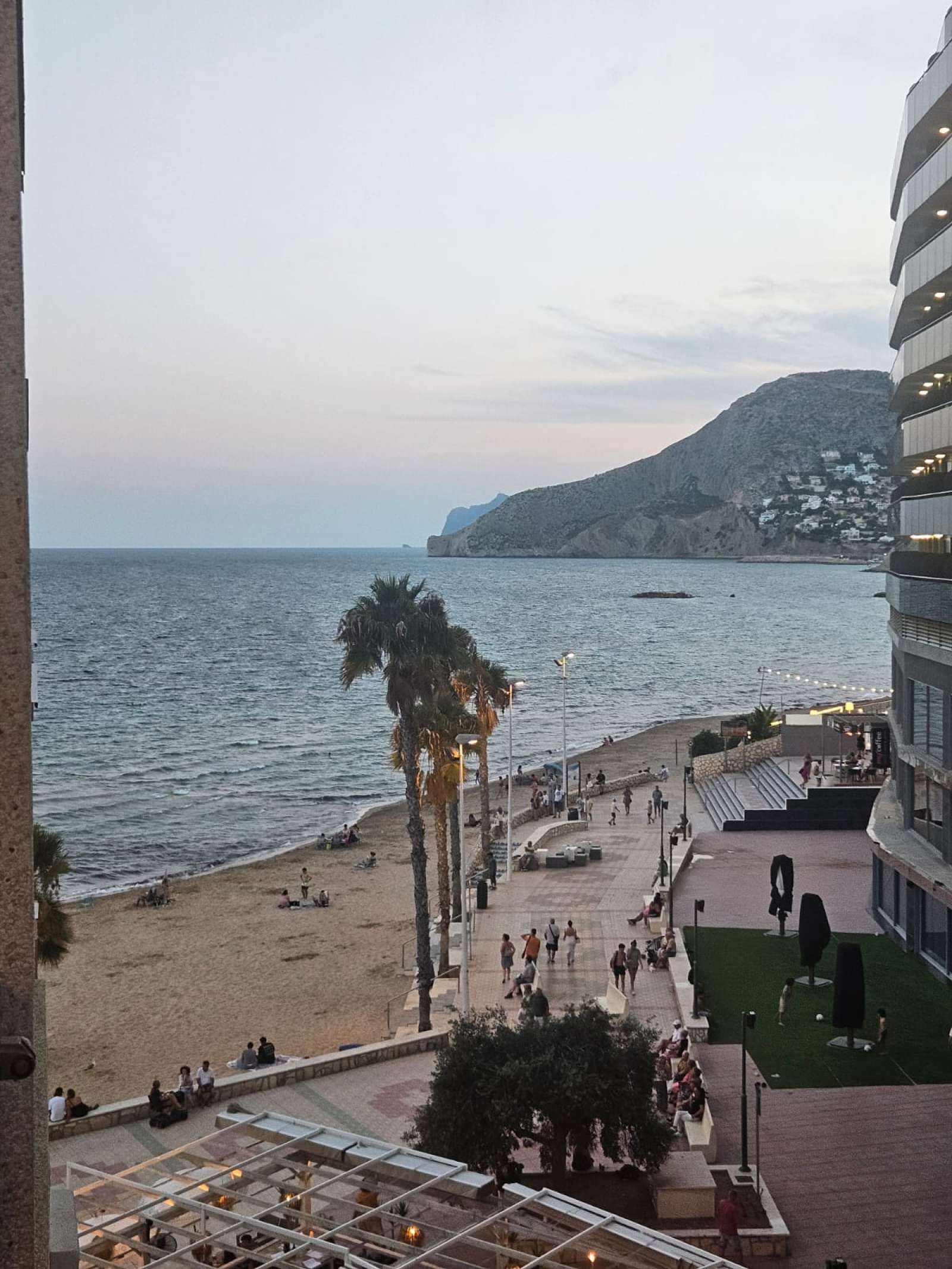 Vista exterior de Apartamento para compartir en Calpe / Calp con Aire acondicionado y Terraza