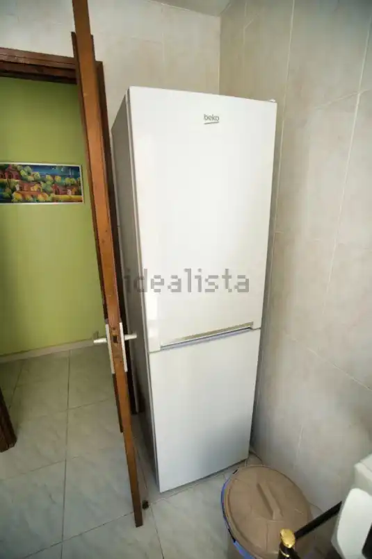 Küche von Wohnung zur Miete in Valencia mit Abstellraum, Möbliert und Ofen