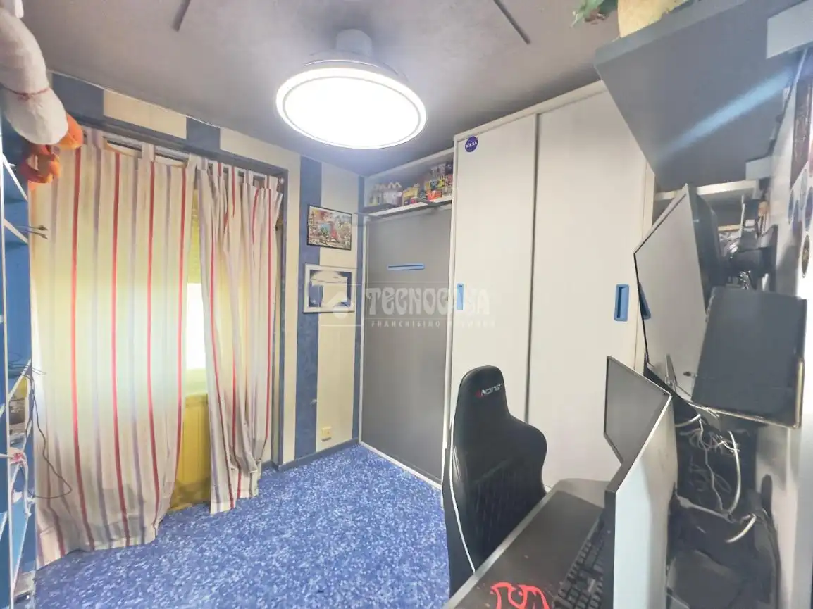 Bedroom of Flat for sale in Móstoles  with Air Conditioner, Heating and Terrace