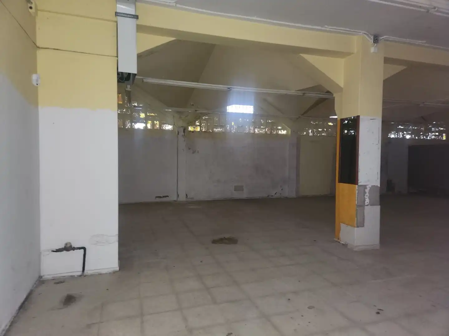 Local comercial en venta en Caranza, imagen 3