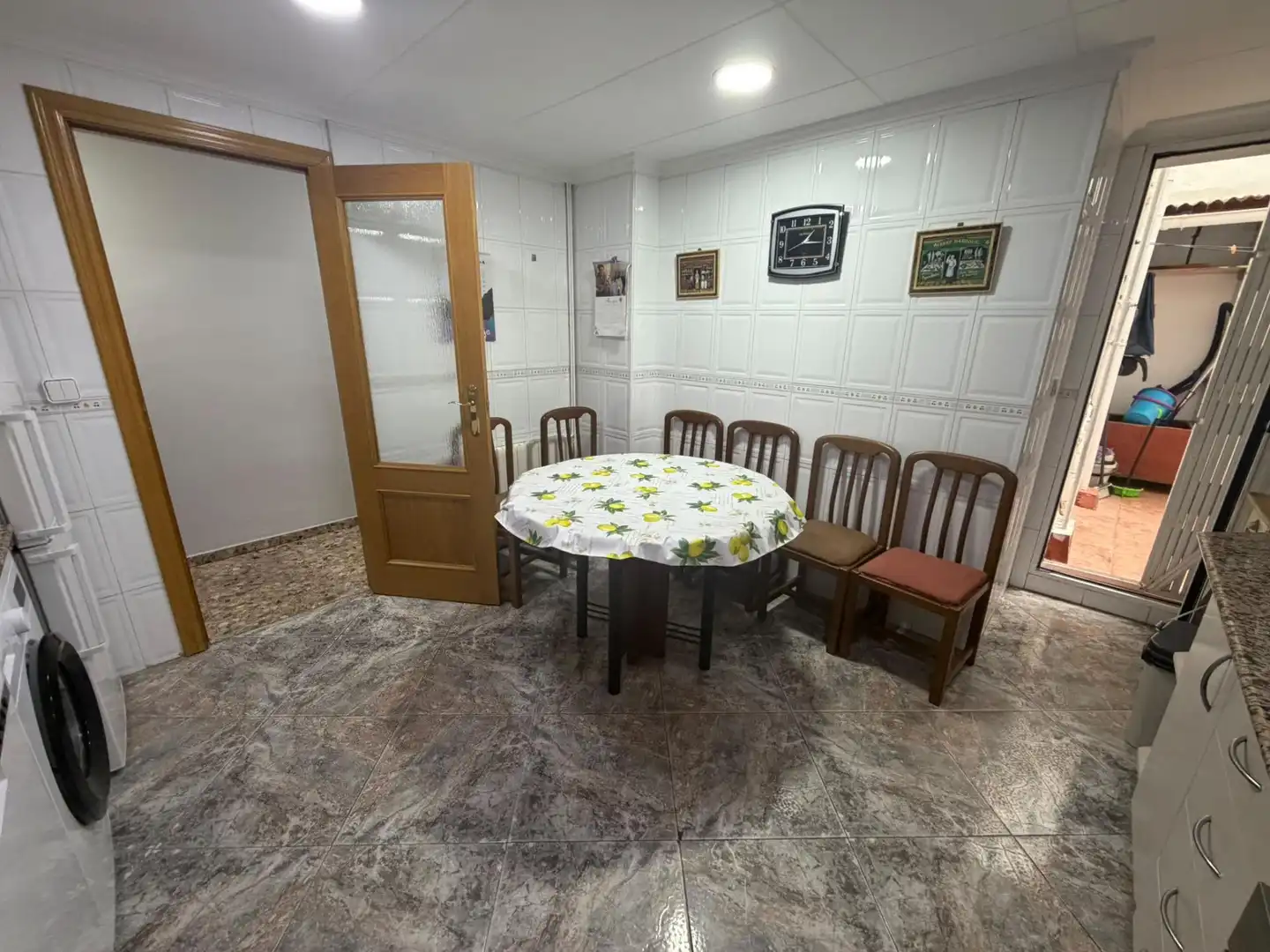 Wohnung zum Verkauf in Mislata mit Klimaanlage, Heizung und Terrasse