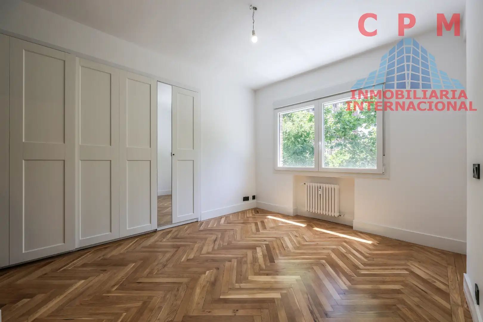 Dormitori de Pis de lloguer en Madrid amb Aire condicionat, Calefacció i Parquet