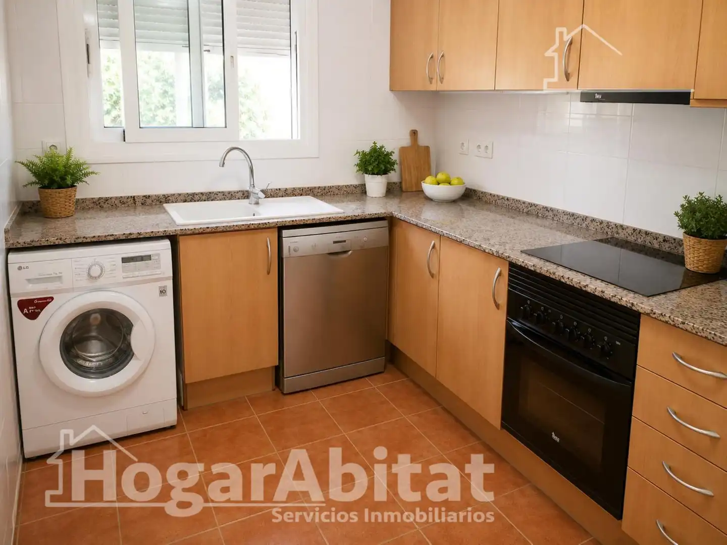 Cocina de Casa adosada en venta en Chiva con Calefacción, Terraza y Trastero
