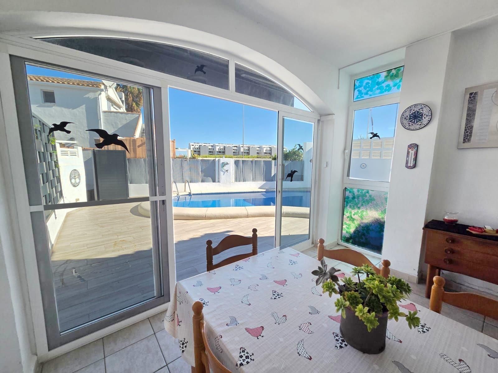 Piscina de Casa adosada en venda en El Verger amb Aire condicionat, Calefacció i Jardí privat
