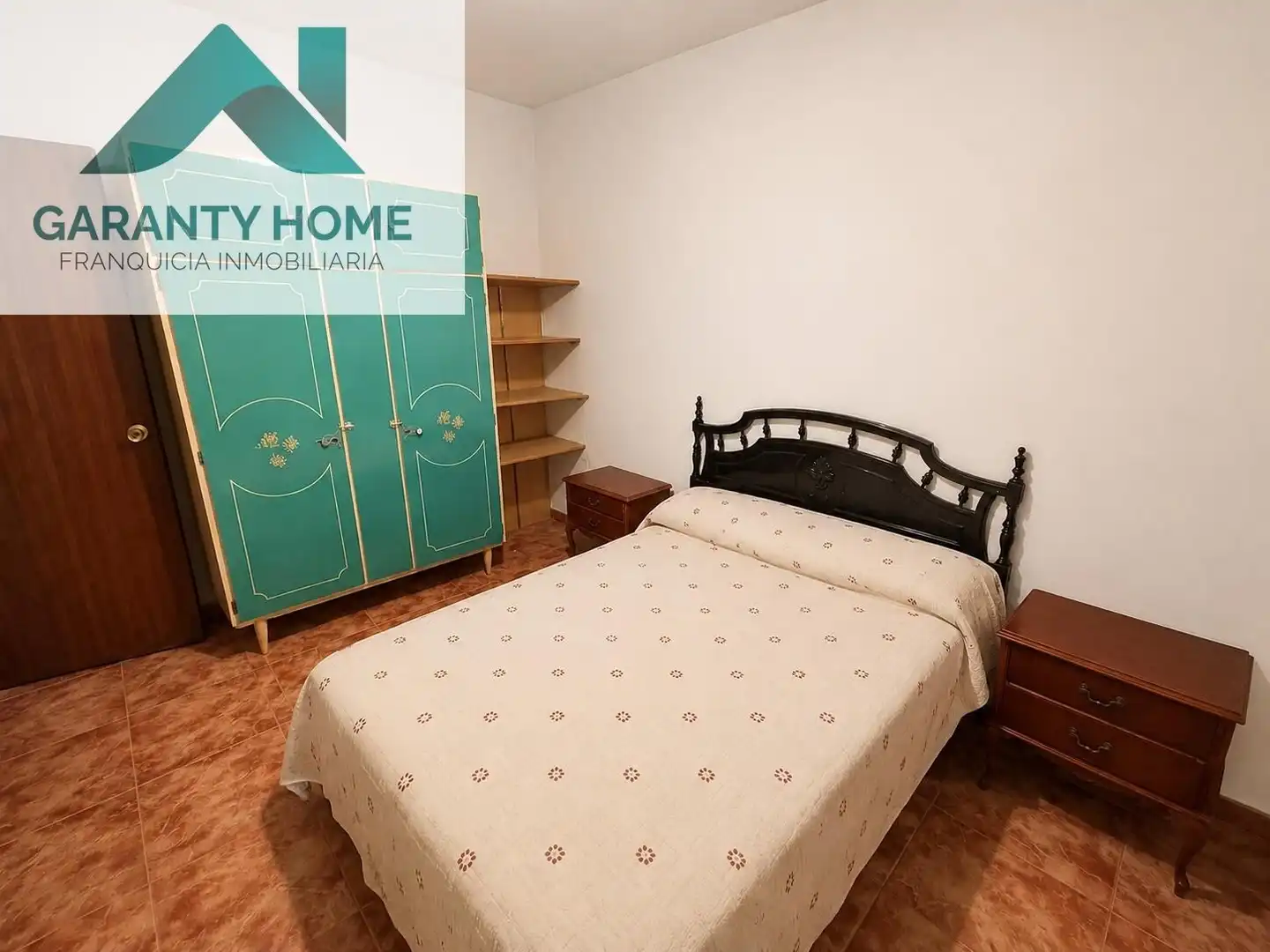Habitación de Casa o chalet en venta en Martos con Jardín privado, Trastero y Piscina