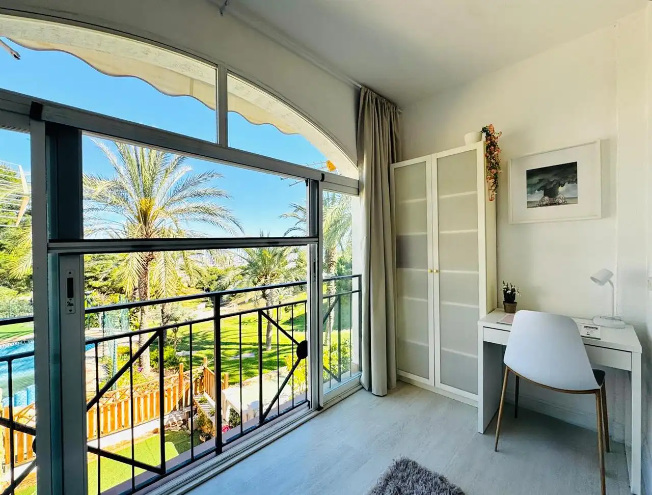 Flat for rent in Golf Bahía
