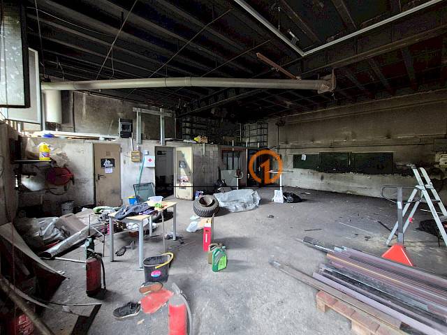 Nave industrial en Alquiler en Aixirivall