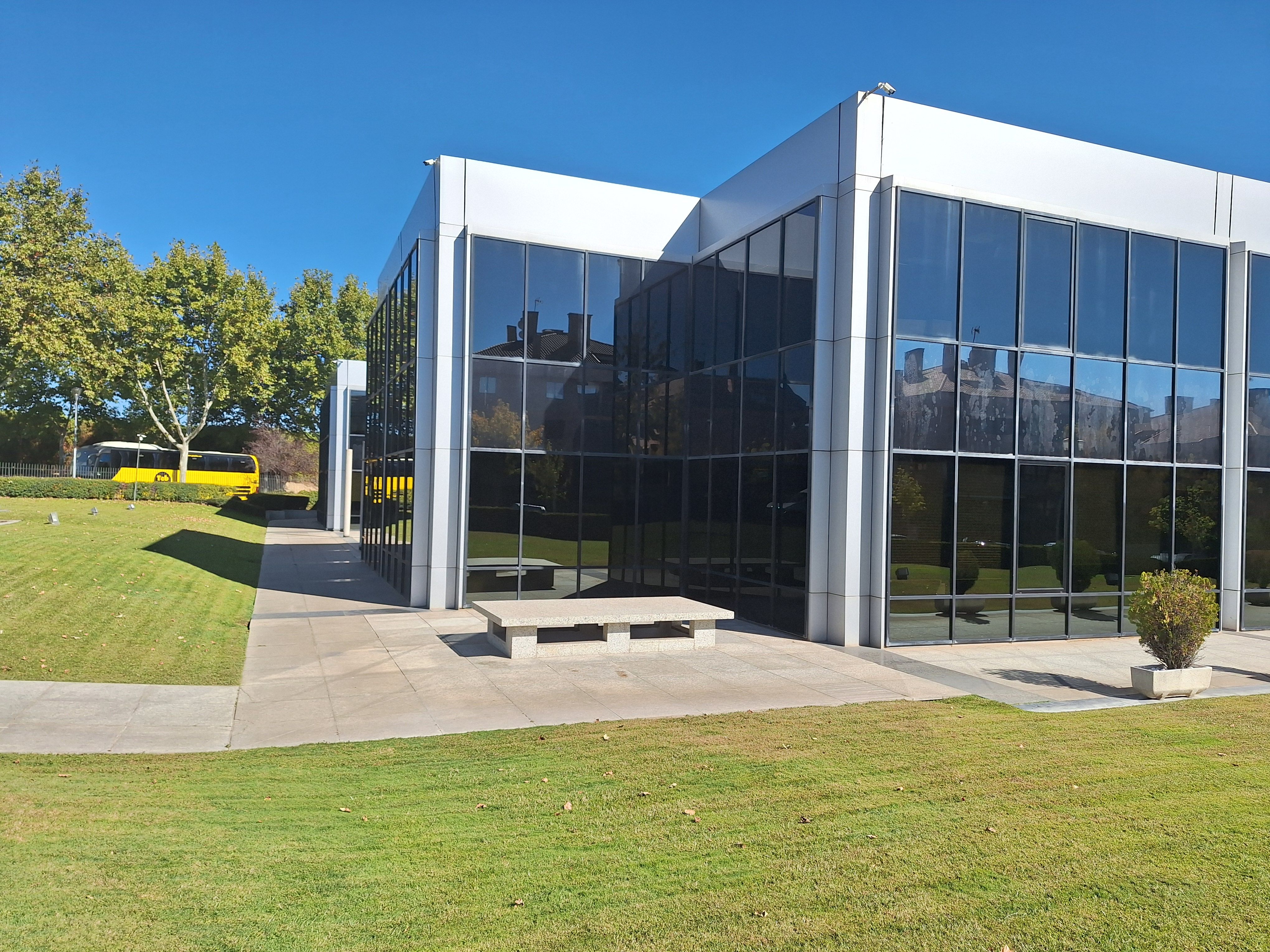 Exterior view of Garage for sale in Pozuelo de Alarcón  with Alarm