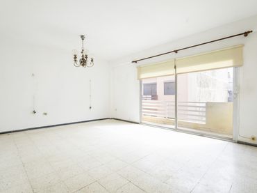 Flat with balcony for sale in C. de Calvo Sotelo, 32